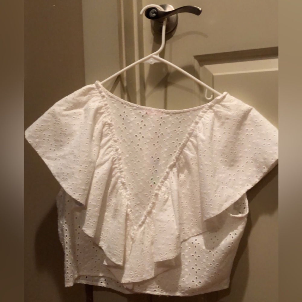 White pretty/casual top shirt